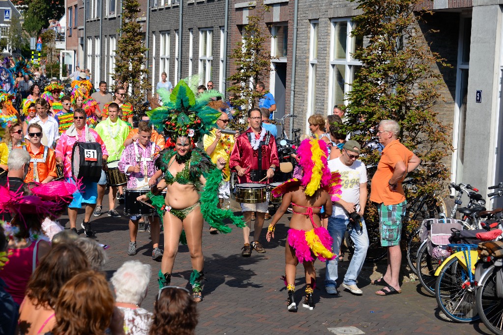 ../Images/Zomercarnaval Noordwijkerhout 046.jpg